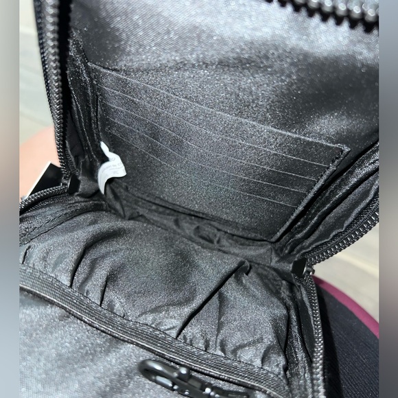 Use Like Mini Backpack - Picture 3 of 3